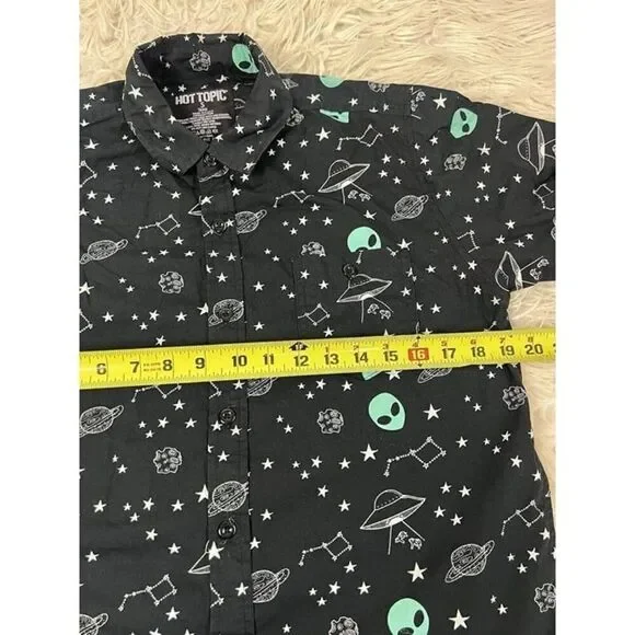 Hot Topic Shirt Men's Small Alien All Over Print Space UFO Constellation Camp - Picture 5 of 9